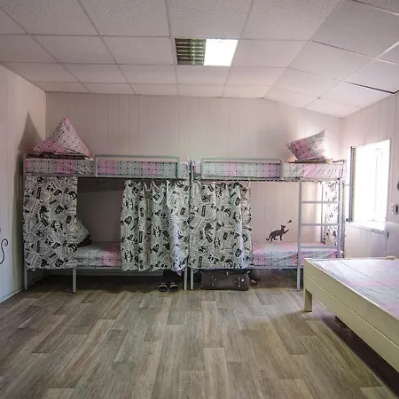 קייב Lucky Hostel На Крещатике מראה חיצוני תמונה