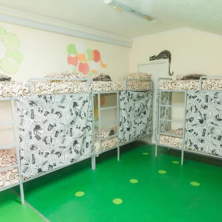 קייב Lucky Hostel На Крещатике מראה חיצוני תמונה