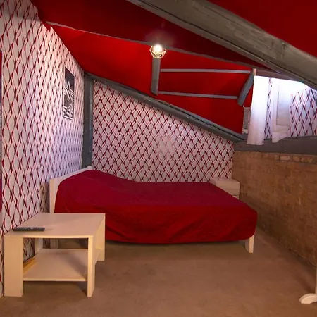 קייב Lucky Hostel На Крещатике מראה חיצוני תמונה