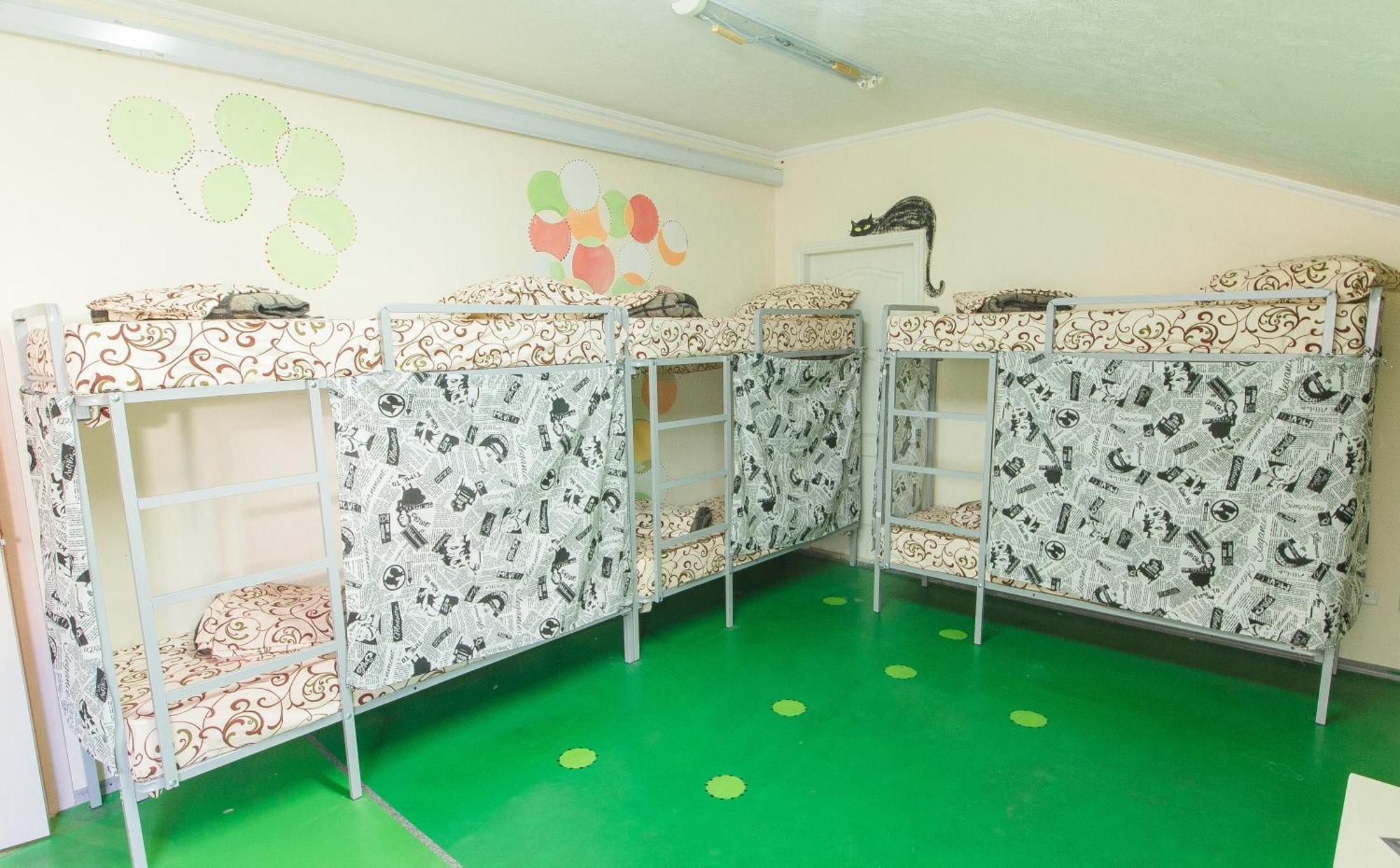 Hostel Lucky на крещатике *